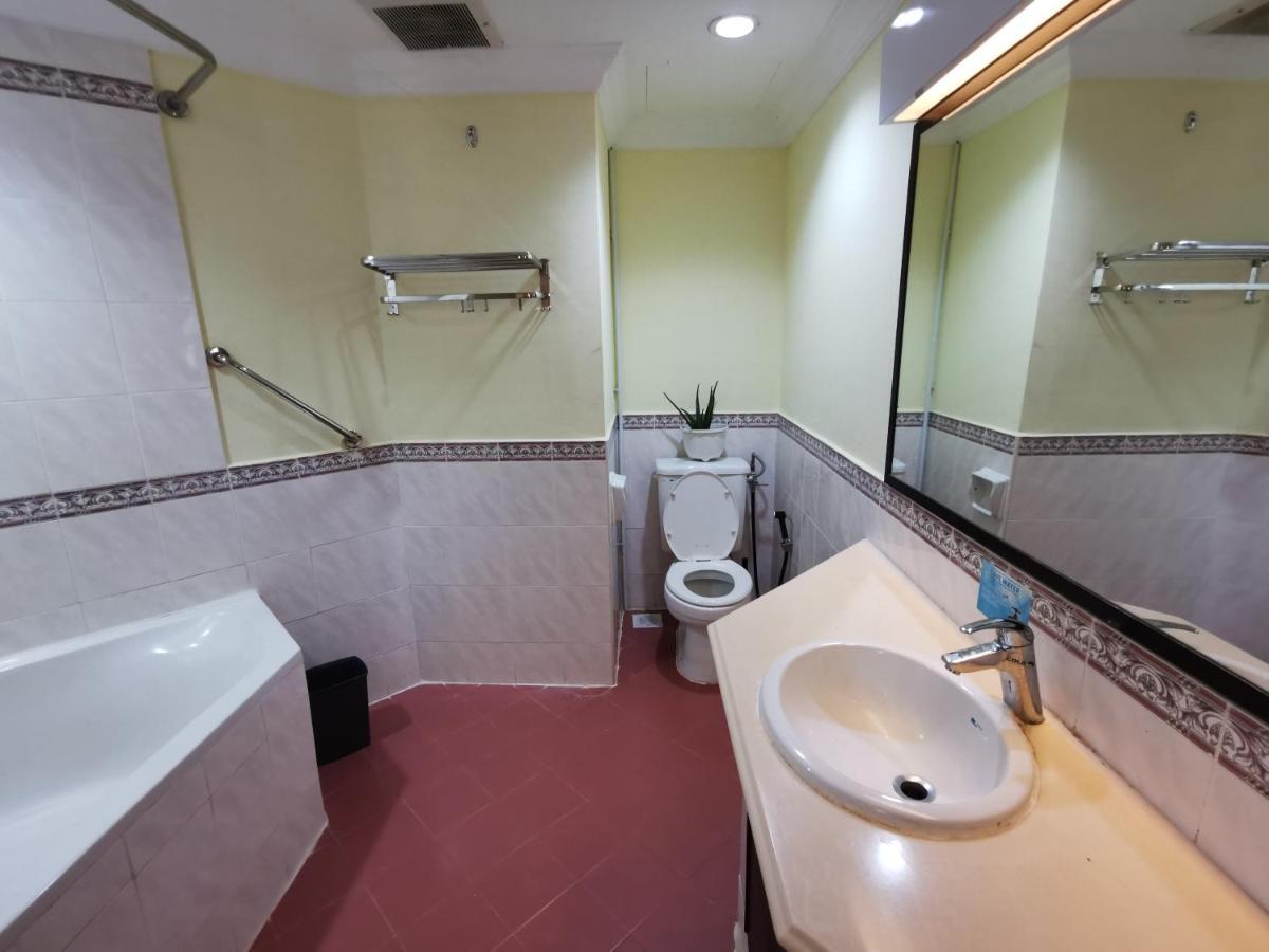 Lotus Desaru Beach Resort, 2 Bdrms, W/Splash Park Bandar Penawar Extérieur photo